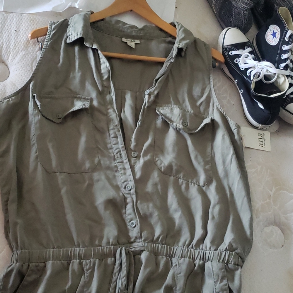 Romper - Picture 4 of 4